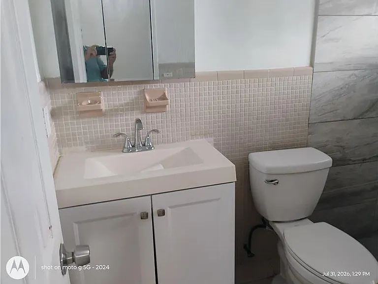 26 SW 6th St #2 — Photo 18