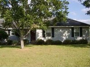 3920 Laurelbrook Dr, Valdosta, GA 31605