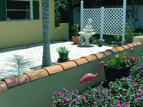 Courtyard w/Fountain