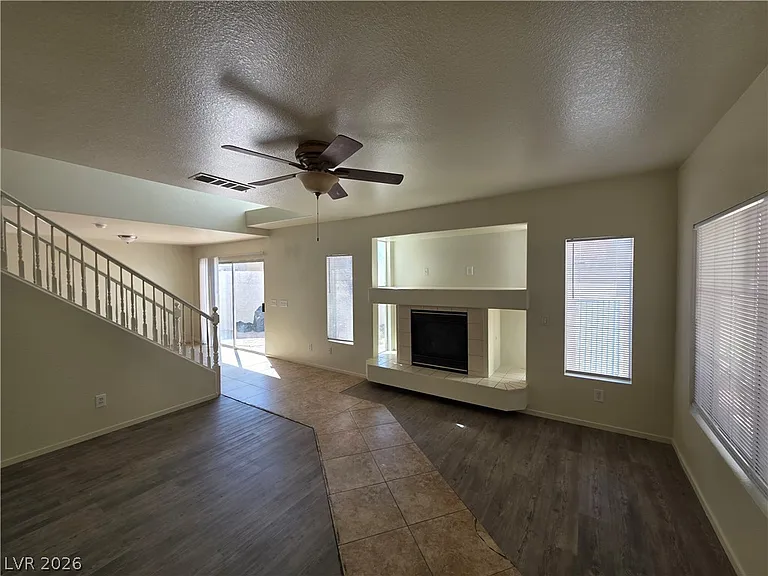 8829 Cornwall Glen Ave — Photo 54