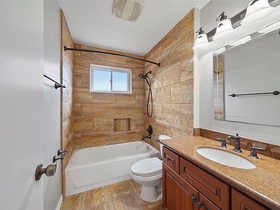 5th image of 5338 Lincoln Green Dr