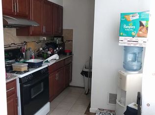 2141 S 11th St #3F, Philadelphia, PA 19148
