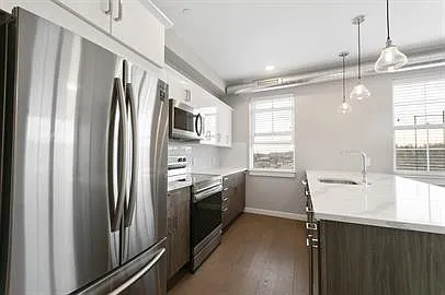 4649 Umbria St #308 — Photo 7