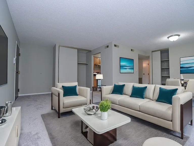 St. Clair Woods Apartments — Photo 58