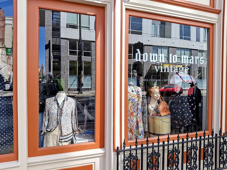 Down to Mars Vintage occupies the first floor