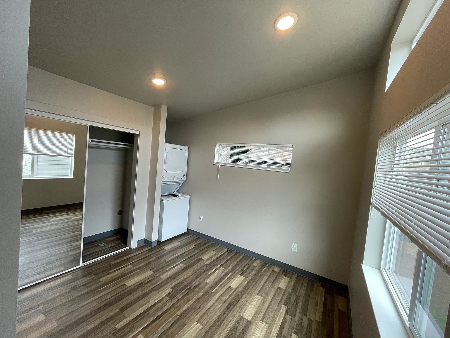 1 bed, 448 sqft, $940 — Photo 4