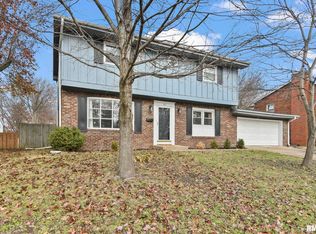 143 Pinehurst Dr, Springfield, IL 62704