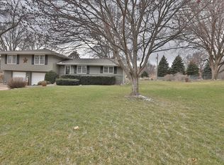 1314 S 114th St, Omaha, NE 68144