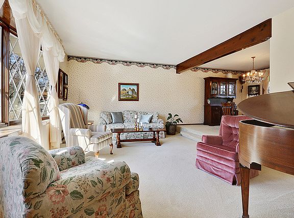 3rd image of 13035 S 70th Ct