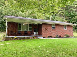 113 Shallow Creek Dr, Rosman, NC 28772