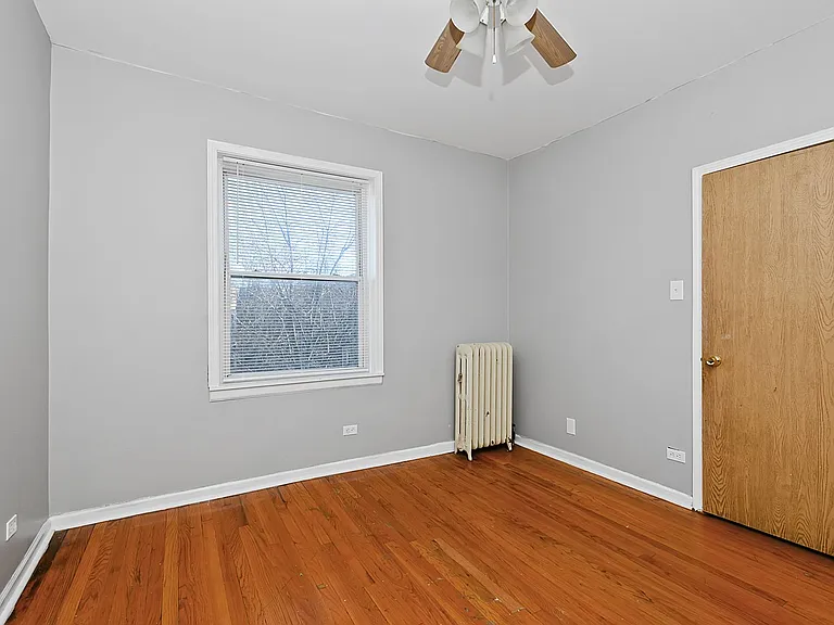 6200 S Albany Ave — Photo 7