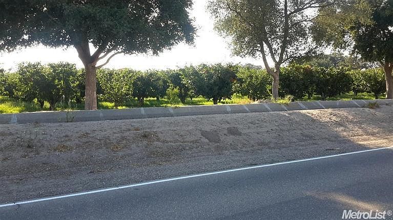 2nd image of 15926 N Ray Rd