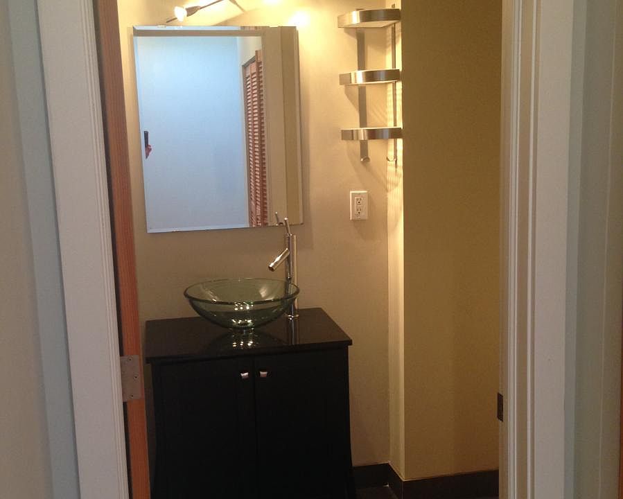 1st image of 2031 Frankford Ave