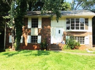185 Merlin Dr, Athens, GA 30606