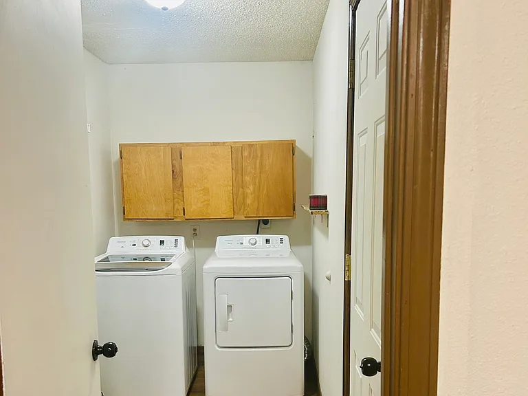 220 Long Beach Dr — Photo 23