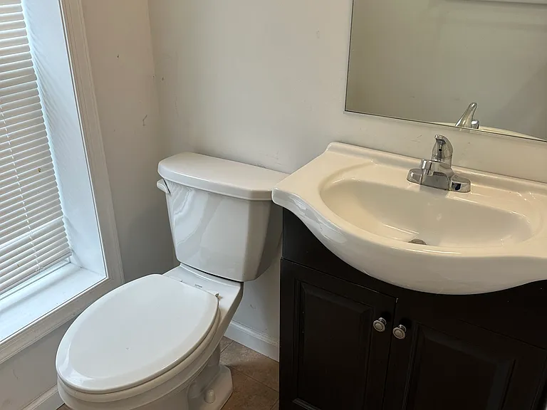 106 Ridgeway St — Photo 6