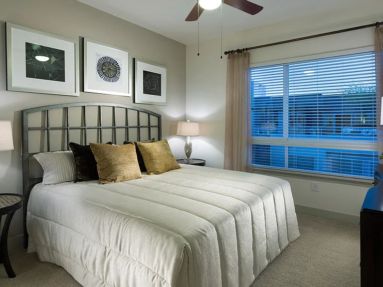Select bedrooms accommodate king-size beds