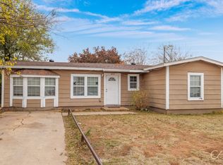 5250 Taos Dr, Abilene, TX 79605