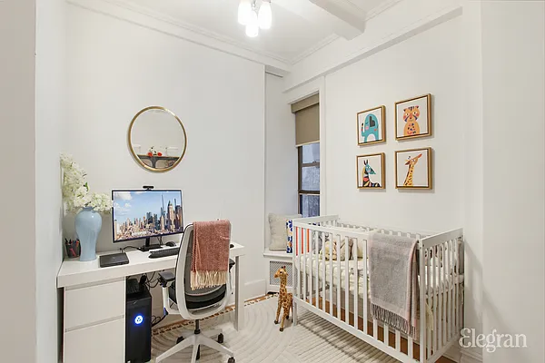 Sold by Elegran | media 8