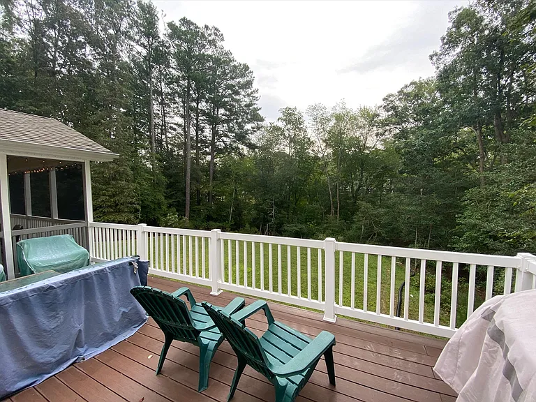2094 Fieldcrest Dr — Photo 13