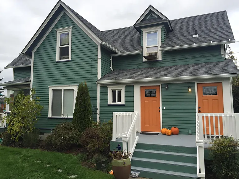 2400 Humboldt St #201 — Photo 2