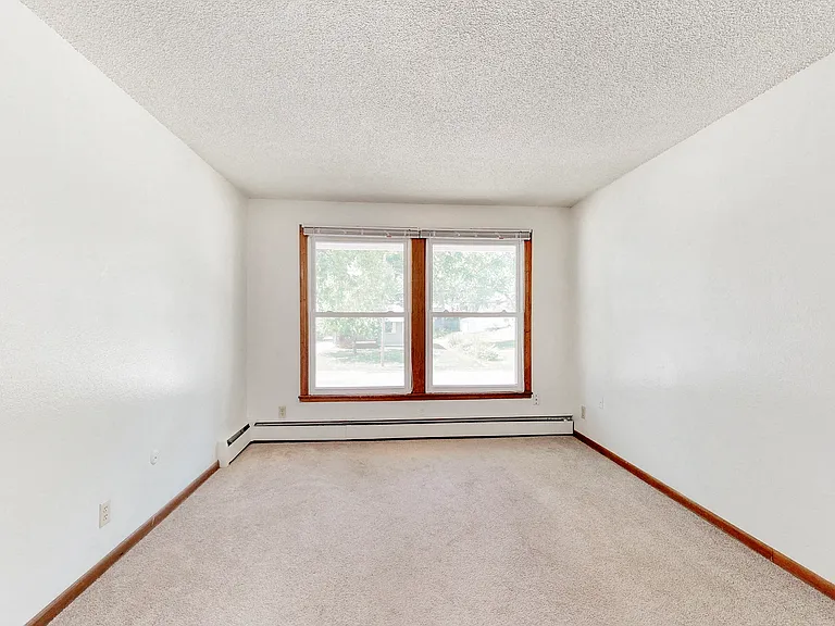 Plaza Manor — Photo 45