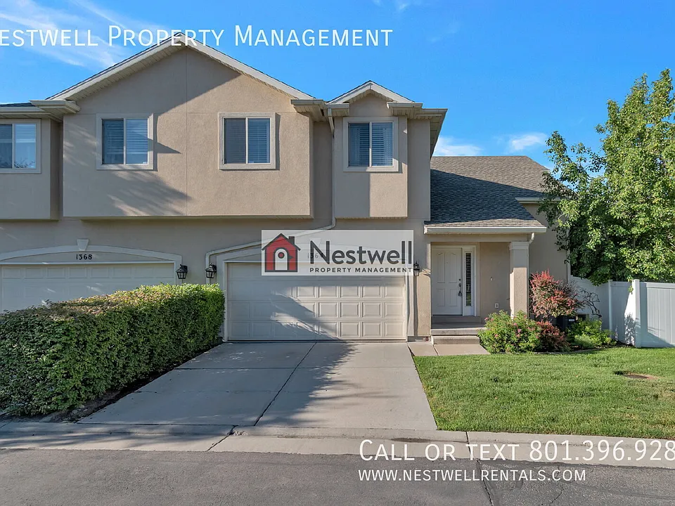 1364 E Old Maple Ct