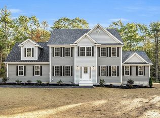 534 Hubbardston Rd, Templeton, MA 01468