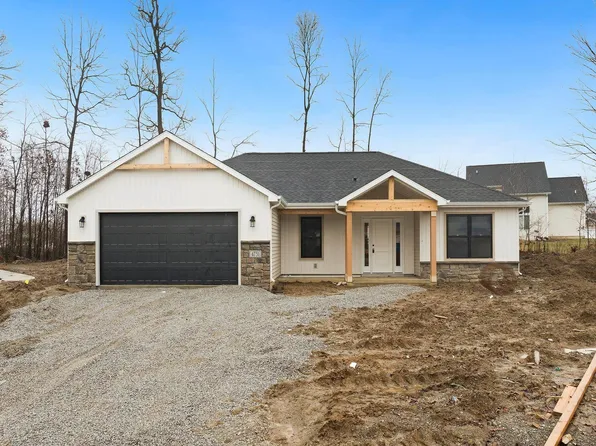 4751 Falcon Pkwy, New Haven, IN 46774