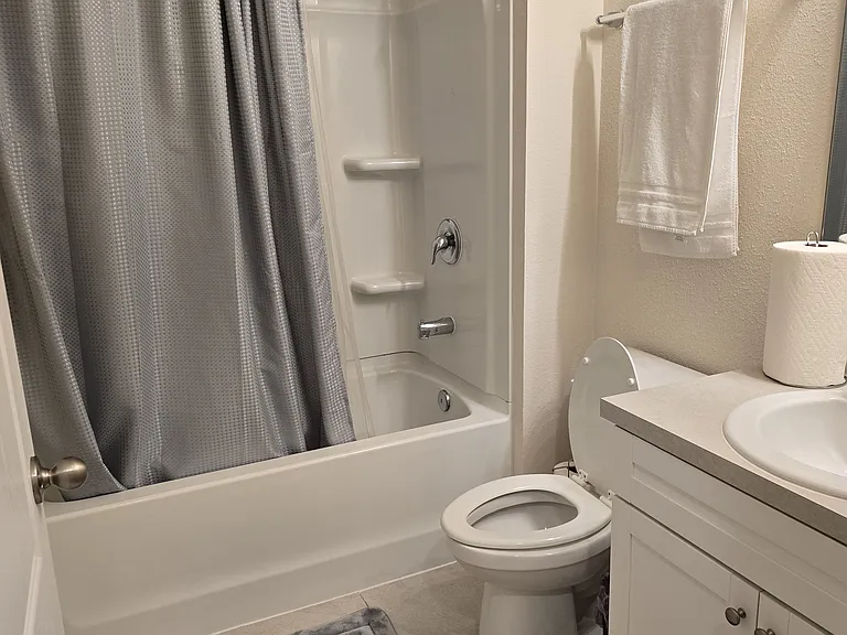 240 Pasadena Dr — Photo 63