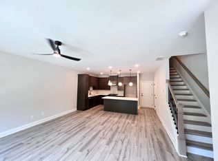 2426 Lakeshore Ln, Atlanta, GA 30316