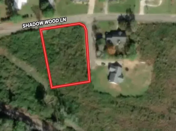 18 Shadow Woods Ln #D, Ozark, AL 36360