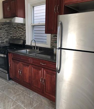 2nd image of 2048 Blackrock Ave APT 2