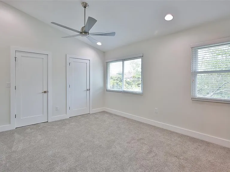 1901 Morrill St — Photo 18