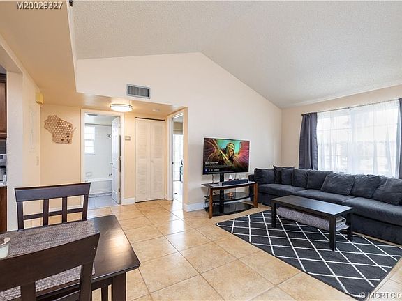 2nd image of 1671 SE Green Acres Cir APT A202