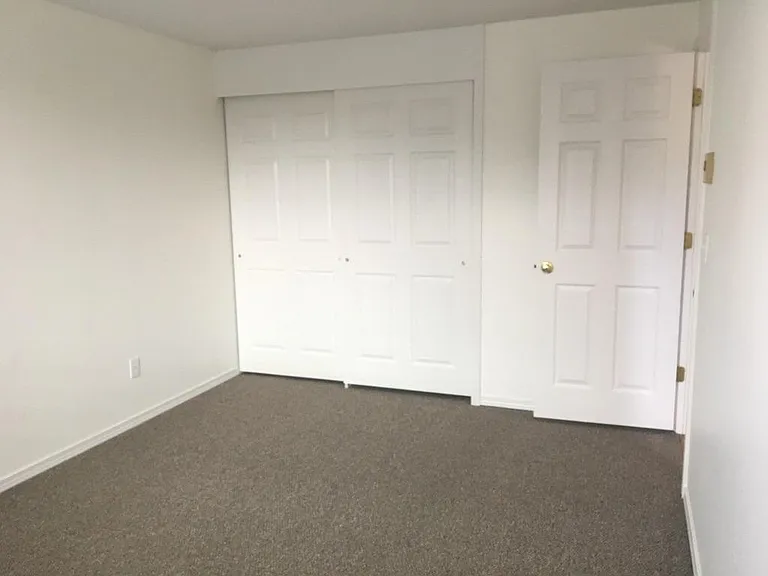4923 SE 71st Ave #1 — Photo 17