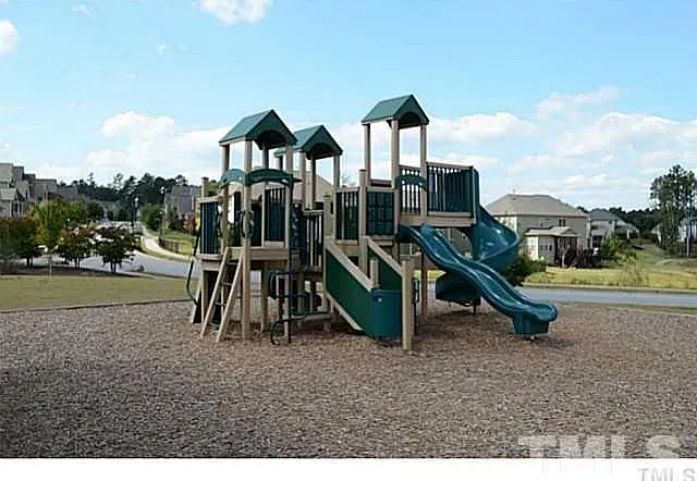 517 Panorama View Loop — Photo 32