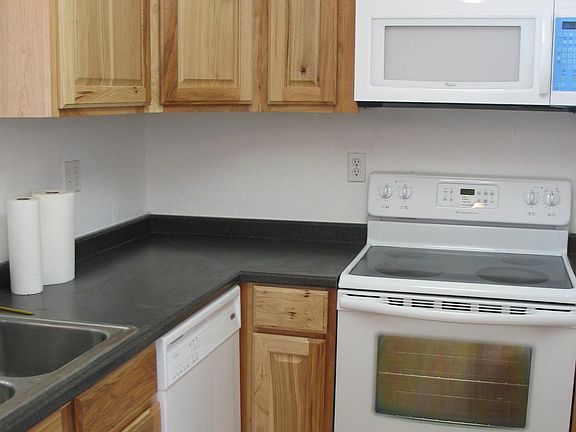 New Appliances Throughout