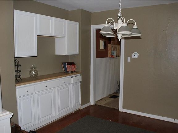 2nd image of 628 Westwood Ave