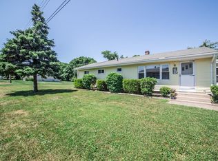23 Philips Ave, Middletown, RI 02842