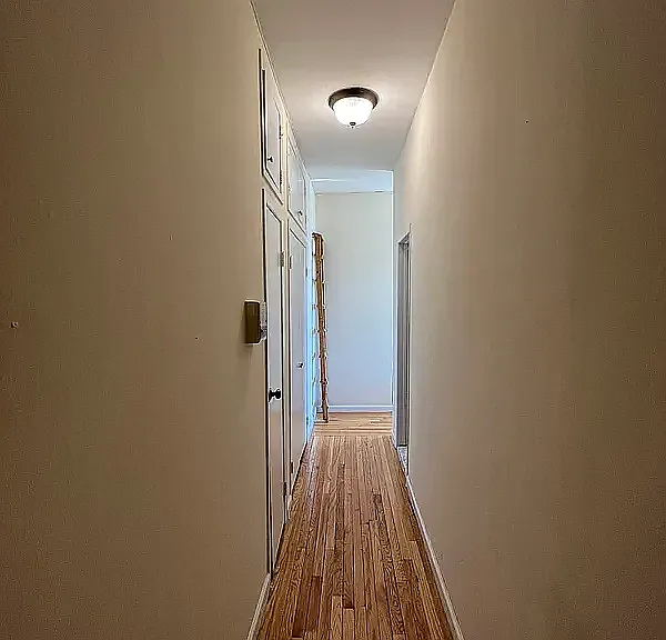 619 E 5th St #29 — Photo 8