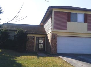 60 Oakview Rd, Matteson, IL 60443