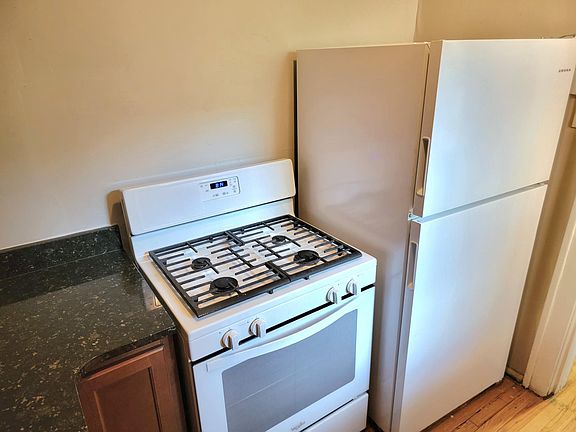 5th image of 4434 Castleman Ave APT 1W