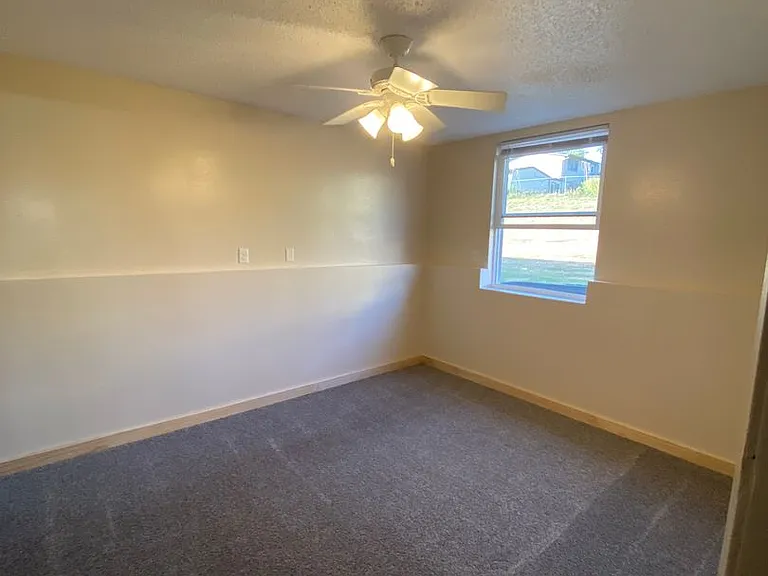 304 Melody Ln — Photo 5