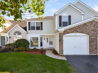 862 W Saratoga Cir, Island Lake, IL 60042