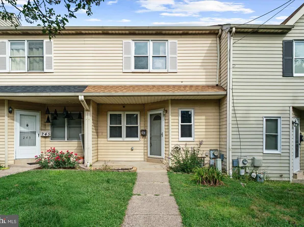 243 Coates St, Bridgeport, PA 19405