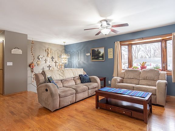 2nd image of 2604 Craig Hill Dr