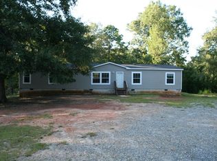 578 Oswichee Rd, Seale, AL 36875