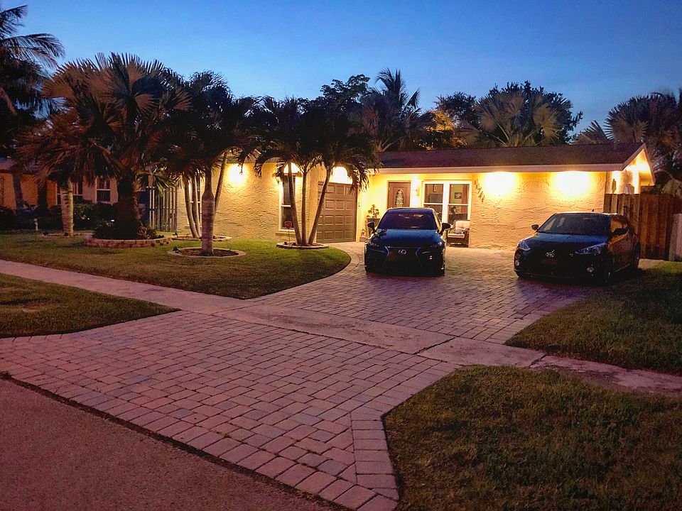 1st image of 11741 NW 33rd St