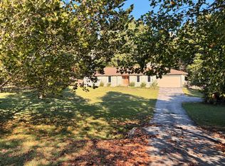 1250 S Farm Road 205, Springfield, MO 65809